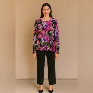 Passport Floral Women's Top - Multicolor Long Sleeve Size Medium